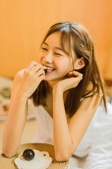 我们的歌伴奏